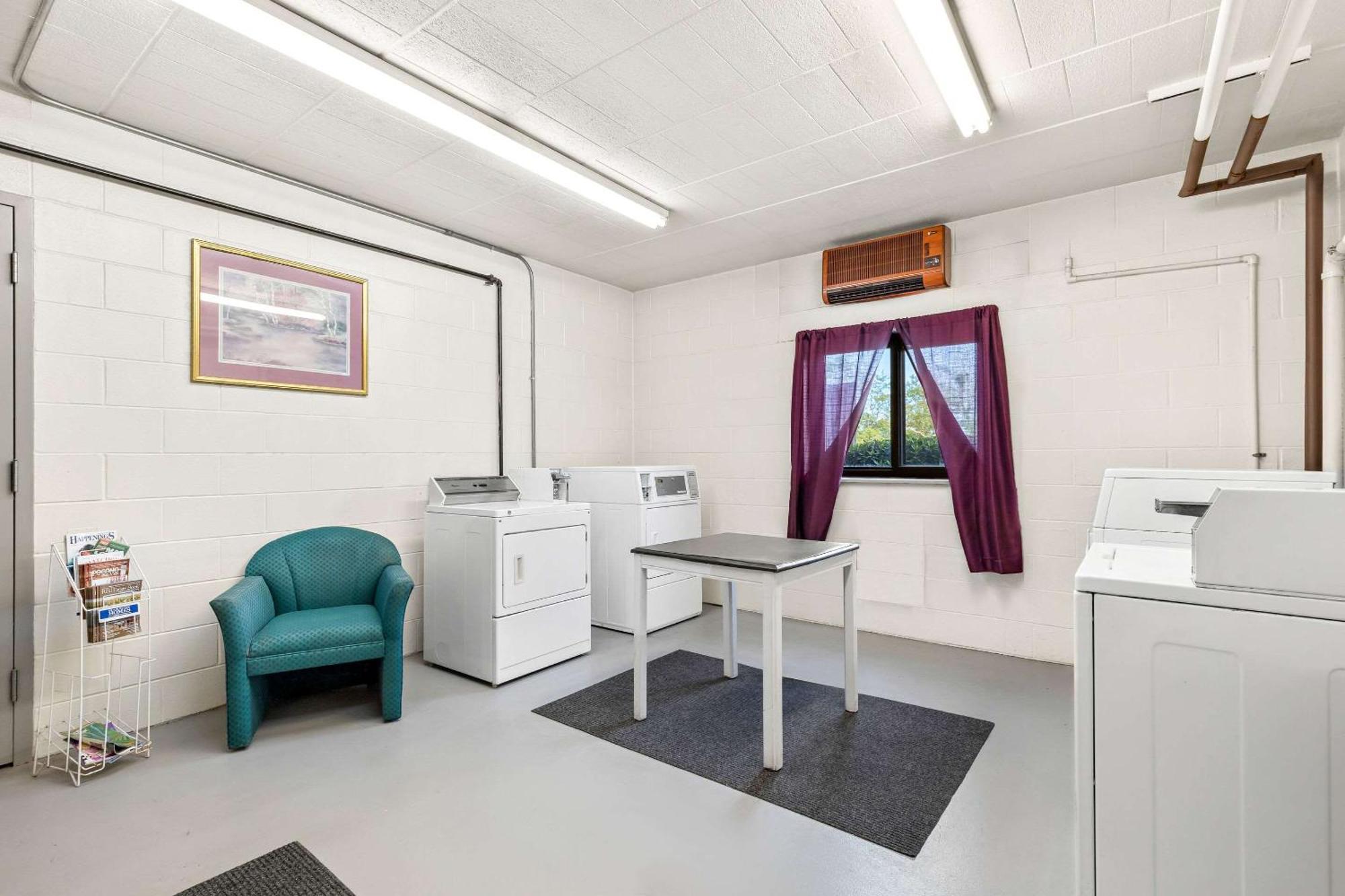 Comfort Inn Pocono Lakes Region Lake Ariel Luaran gambar