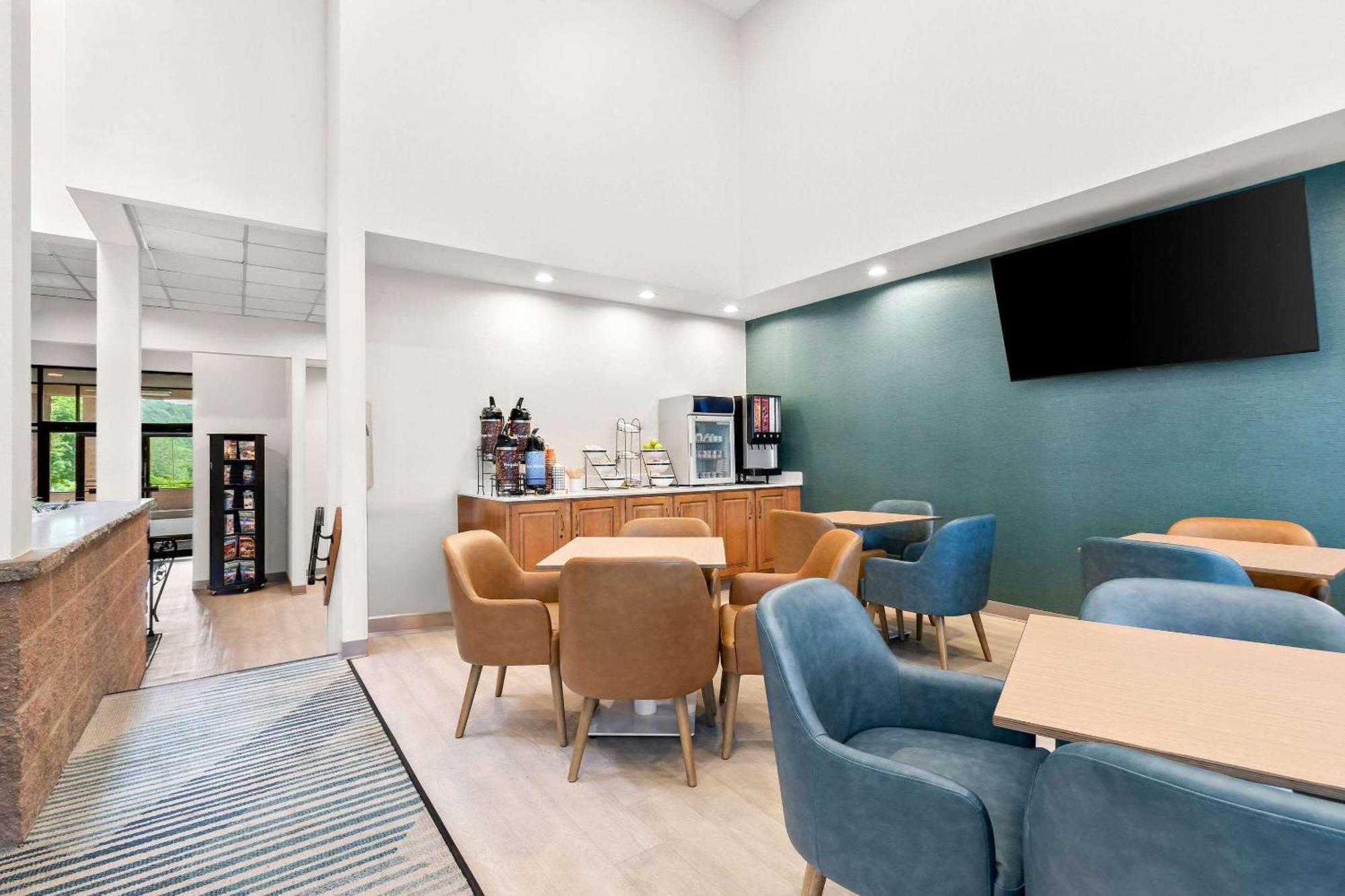 Comfort Inn Pocono Lakes Region Lake Ariel Luaran gambar